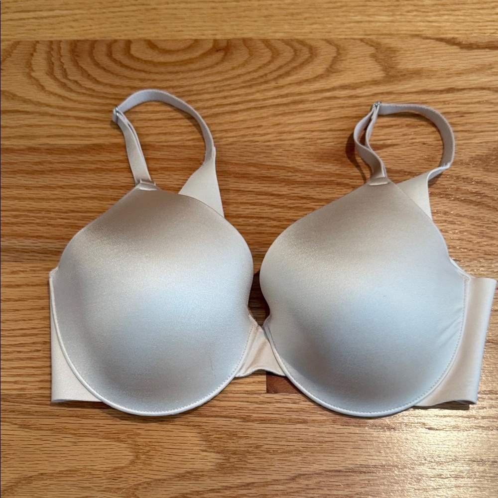 Soma Vanishing Back Cream Bra
